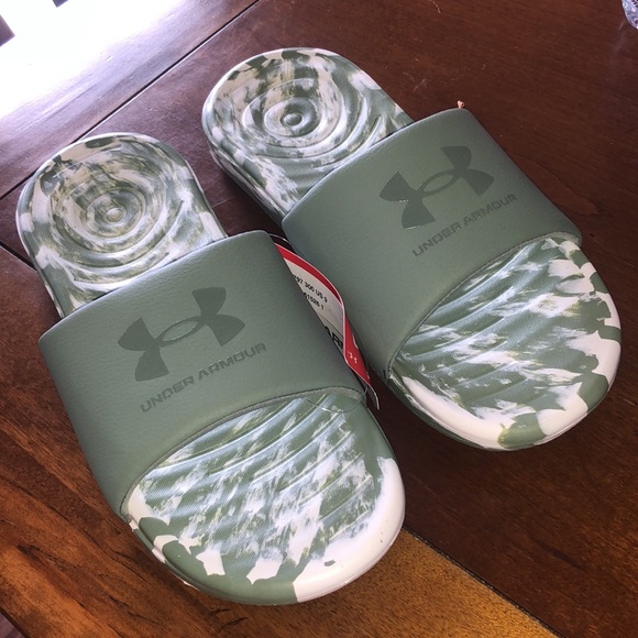 Under Armour slides size 9 NWT’s - Picture 2 of 5